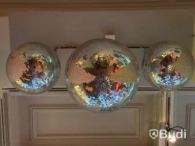 Discokulor, tre st, med motorer