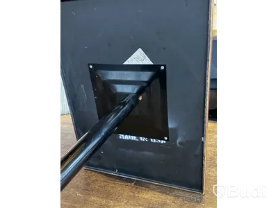 23 st bord, 60 x 80 cm, brunt skinnmönstrat laminat