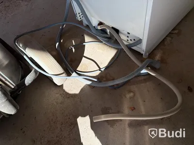 Bänkdiskmaskin Electrolux ESF2410 – kompakt & smidig