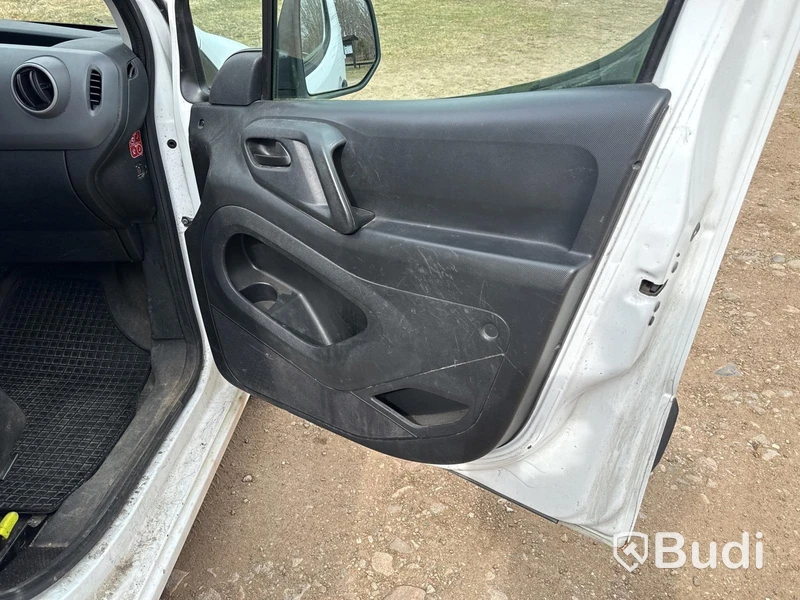 Citroën Berlingo 1.6 HDi | Reparationsobjekt | 2011