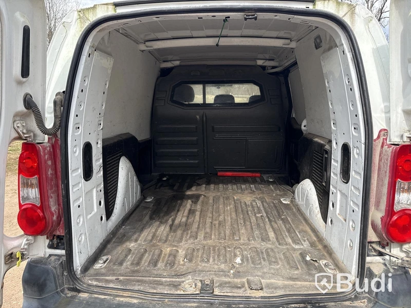 Citroën Berlingo 1.6 HDi | Reparationsobjekt | 2011