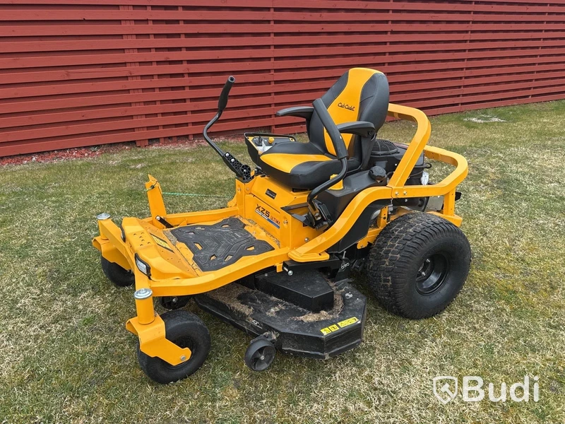 Gräsklippare Cub Cadet XZ5 Ultima - 2024