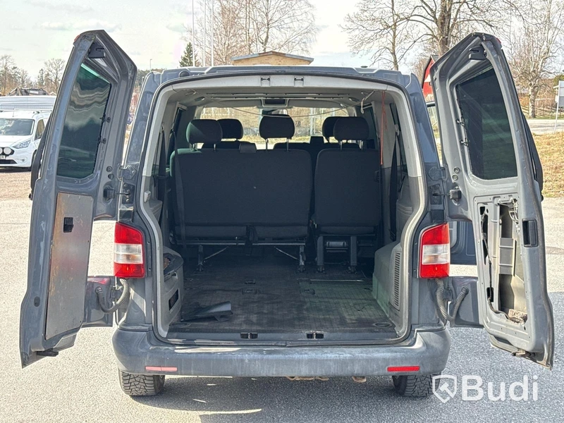 Volkswagen Caravelle 2.0 TDI | 2010