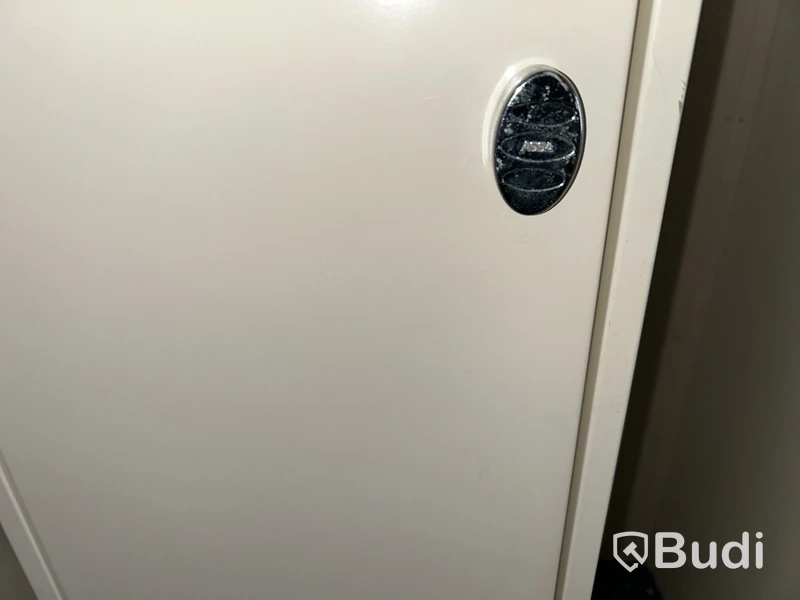 Omklädningsskåp Sonesson, 6 st, beige metall