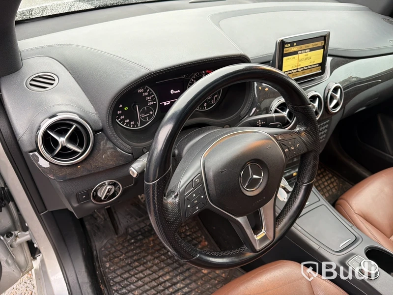 Mercedes-Benz B 200 CDI (136hk) -2012