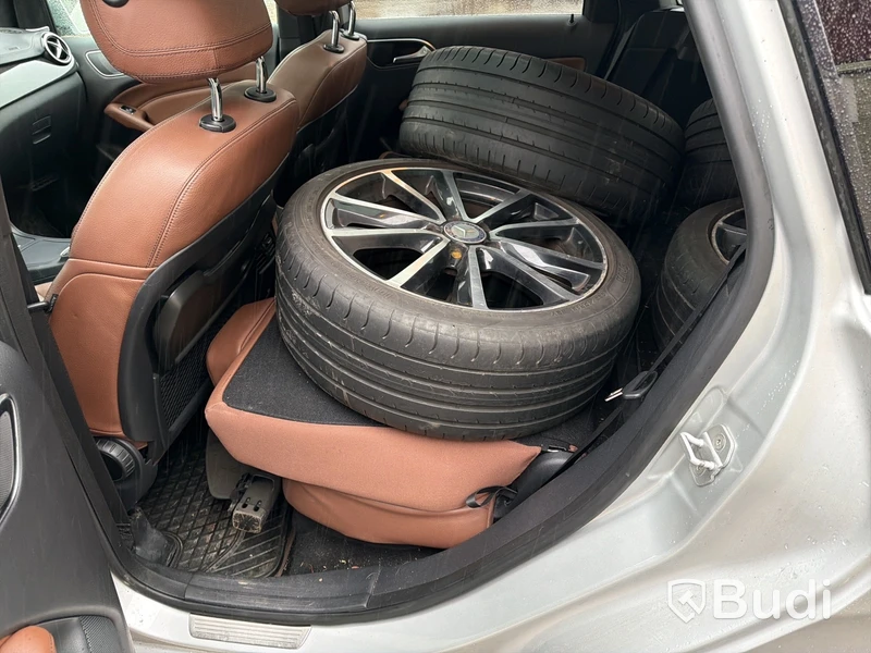 Mercedes-Benz B 200 CDI (136hk) -2012