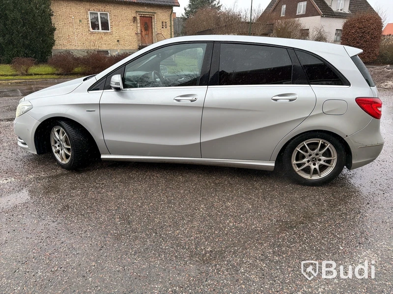 Mercedes-Benz B 200 CDI (136hk) -2012