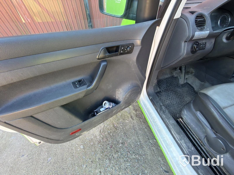 Panel Van Volkswagen Caddy Maxi 1.6 TDI - 2013 | DSG | Repair object