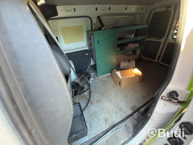 Panel Van Volkswagen Caddy Maxi 1.6 TDI - 2013 | DSG | Repair object