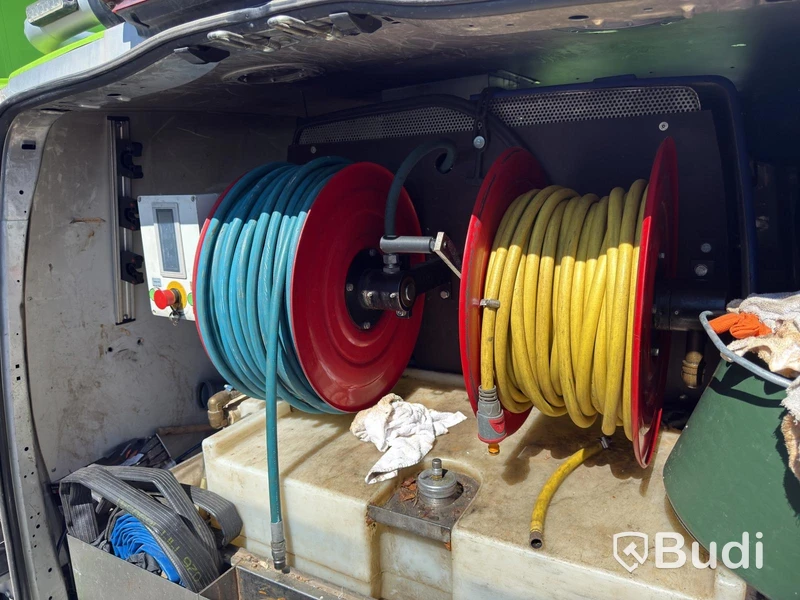 Mercedes-Benz Vito 116 CDI 3.0t equipped with flushing equipment - 2014 | Automatic | Repair project