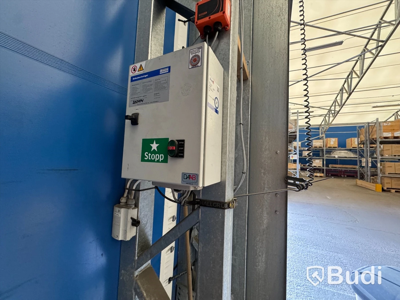 Industrial tent / warehouse hall – approx. 30 x 32 metres – Snow load class 2 – Dehumidifier included