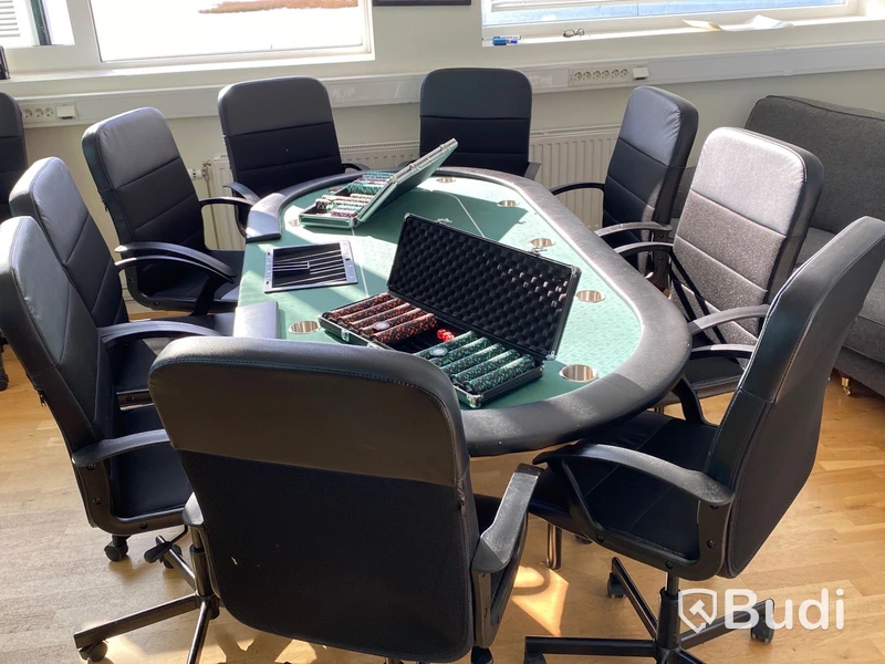 Pokerbord 2st, 75-tums TV, stolar m.m. Stort s-parti!
