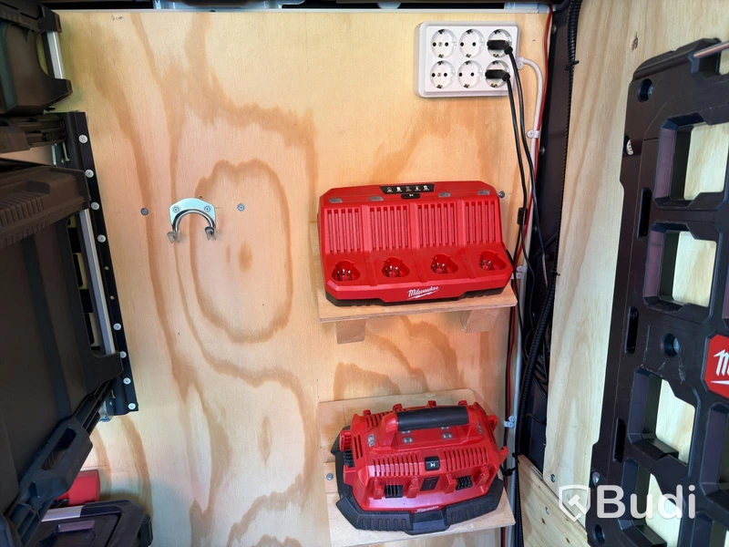 Mercedes-Benz Sprinter 316 CDI Panel Van | 163 hk | Verkstadsinredning | Milwaukee Packout | Lastramp