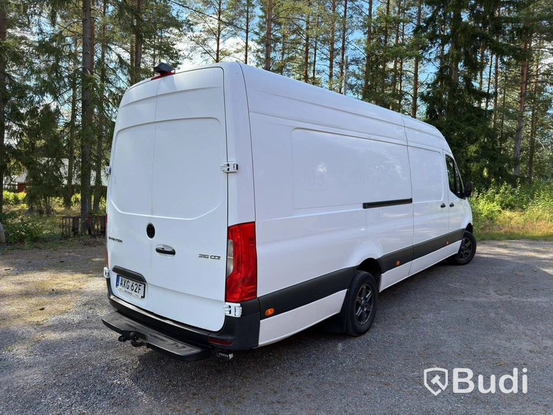 Mercedes-Benz Sprinter 316 CDI Panel Van | 163 hk | Verkstadsinredning | Milwaukee Packout | Lastramp