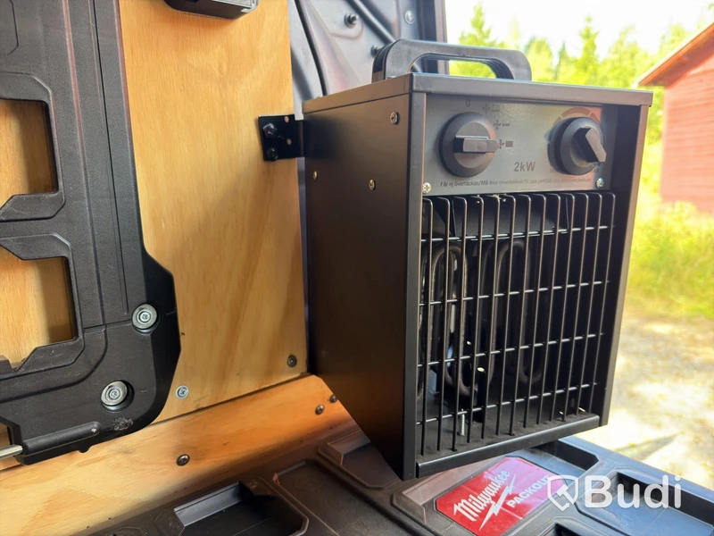 Mercedes-Benz Sprinter 316 CDI Panel Van | 163 hk | Verkstadsinredning | Milwaukee Packout | Lastramp