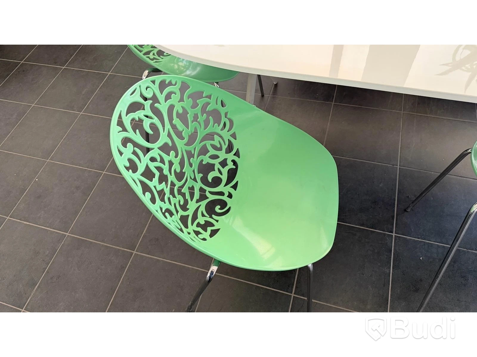 Bord vitt 185X90 cm inkl. 4 stolar