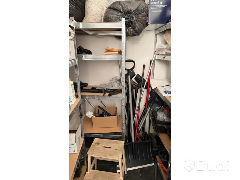Plåthyllor 5 sektioner med masonit hyllplan