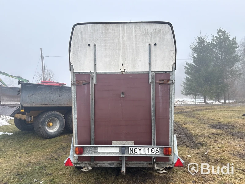 Hästtransport Tranesläpet 130 TS | 1988 - Reparationsobjekt