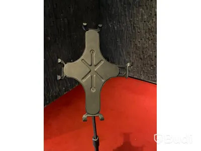 Ipadhållare med golvstativ