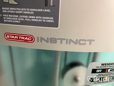 Multimaskin Star Trac Instinct med div redskap, se bild Omstartad pga felbud.