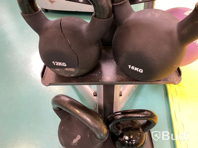Kettlebell set 6st från 4, 8, 10 12, 16 och 20 kg ink ställning
