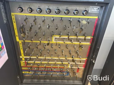 2 SAM electronic key cabinets