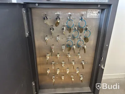 2 SAM electronic key cabinets