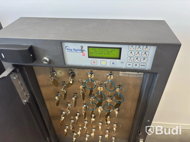 2 SAM electronic key cabinets