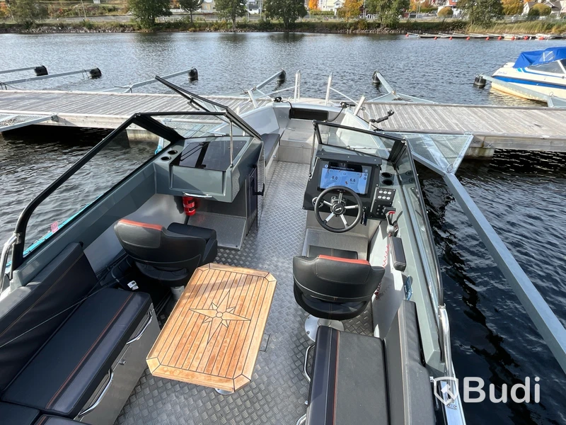 Buster Magnum Motorbåt 2019