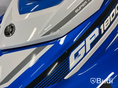 Vattenskoter Yamaha GP1800 Längd (m): 3,35