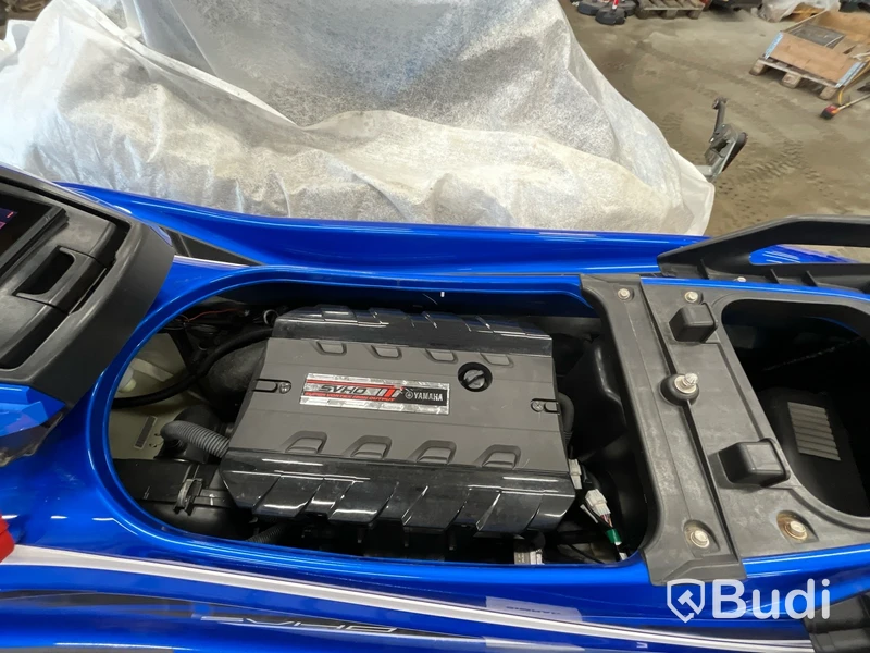 Vattenskoter Yamaha GP1800 Längd (m): 3,35