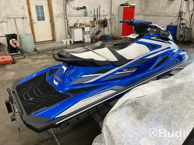 Vattenskoter Yamaha GP1800 Längd (m): 3,35