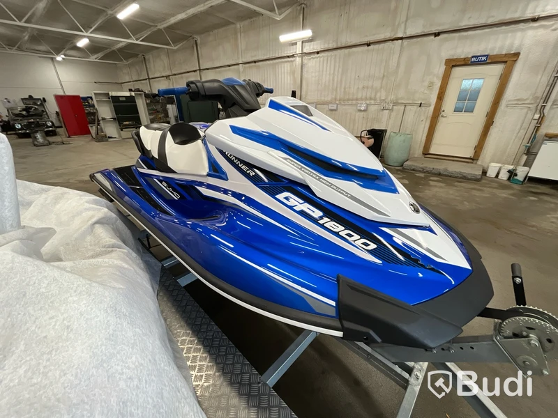 Vattenskoter Yamaha GP1800 Längd (m): 3,35