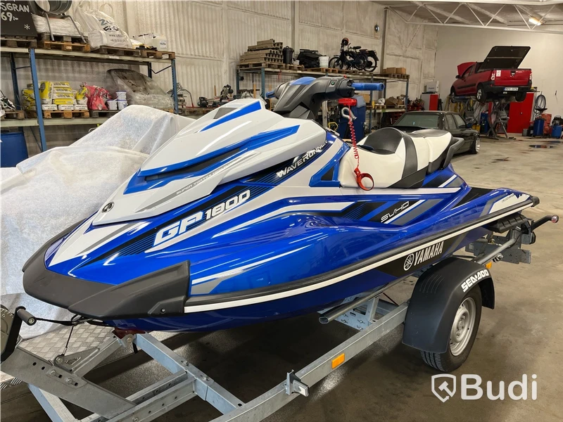 Vattenskoter Yamaha GP1800 Längd (m): 3,35