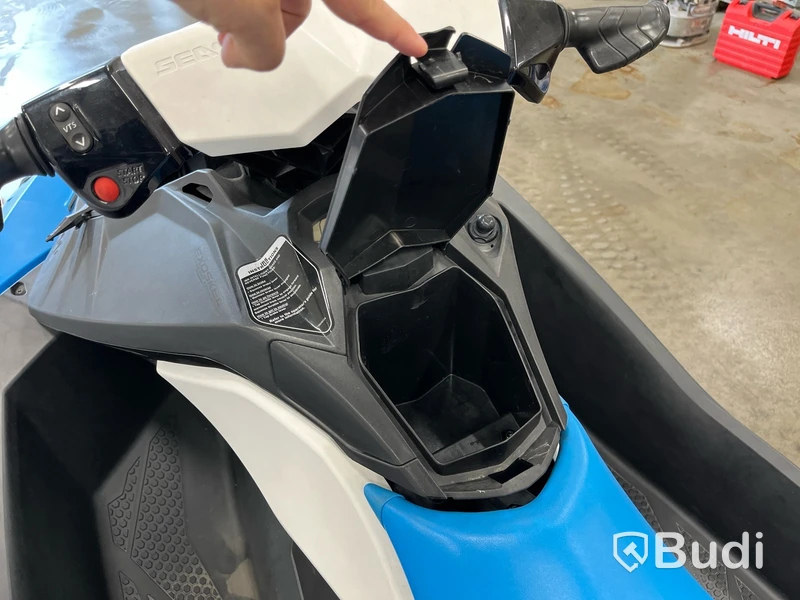Sea-Doo Spark 2017, blå Längd (m): 2,79 Motorbåt