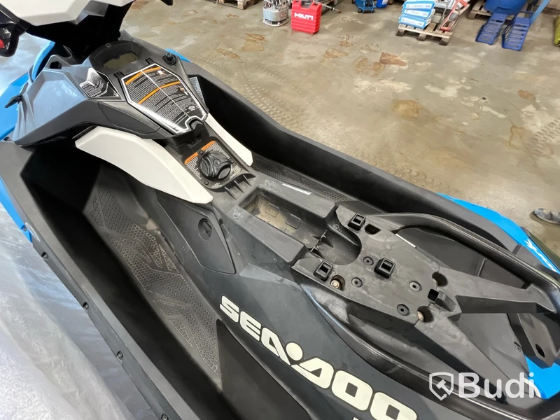 Sea-Doo Spark 2017, blå Längd (m): 2,79 Motorbåt