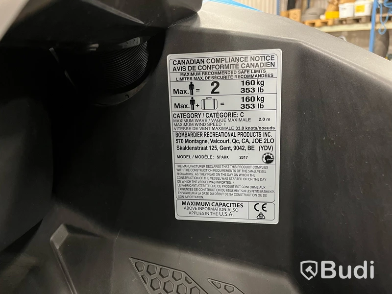 Sea-Doo Spark 2017, blå Längd (m): 2,79 Motorbåt