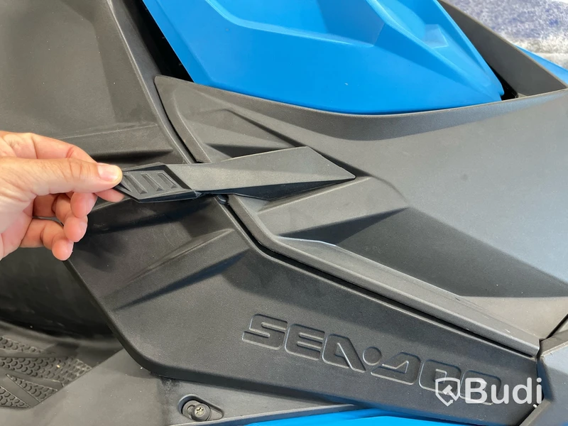 Sea-Doo Spark 2017, blå Längd (m): 2,79 Motorbåt
