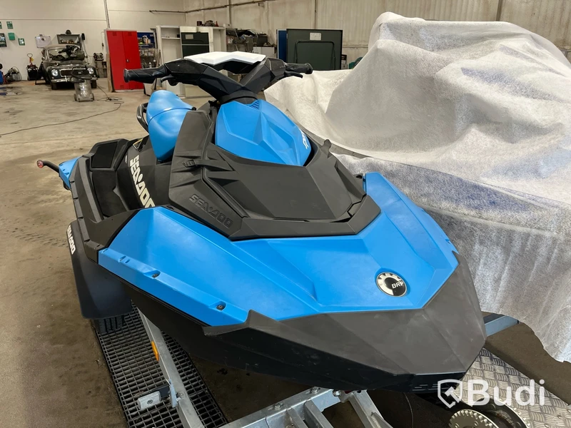 Sea-Doo Spark 2017, blå Längd (m): 2,79 Motorbåt