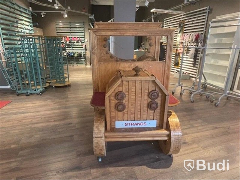 Barnklädesbutik "Strands" i Västerås (stort parti)