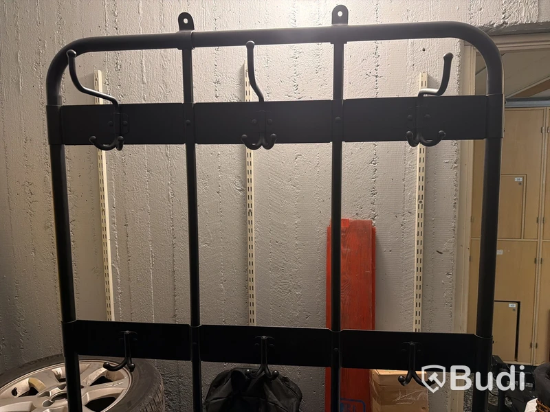 Hallmöbel svart metall med bänk