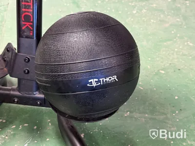3st slamballs samt Kettlebellset, Thor Fitness/ Nordic Fighter