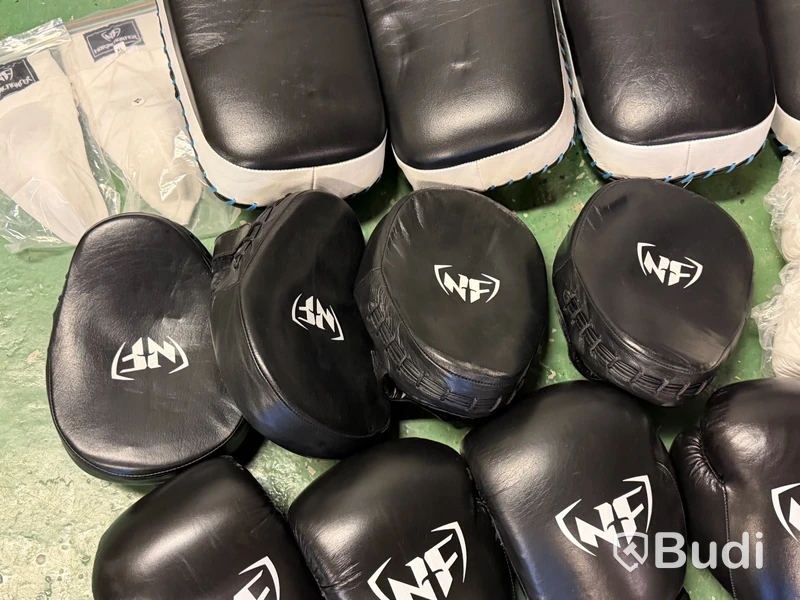Boxningsset #2 - Nordic Fighter, handskar och mittsar