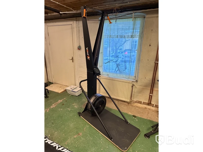 Stakmaskin, Thor Fitness Air Skier