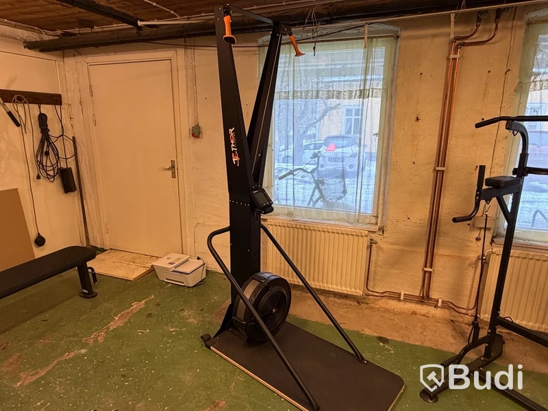 Stakmaskin, Thor Fitness Air Skier