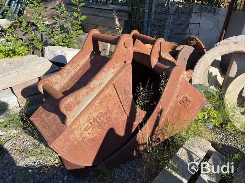 2 Excavator Buckets, Deep Buckets, S45