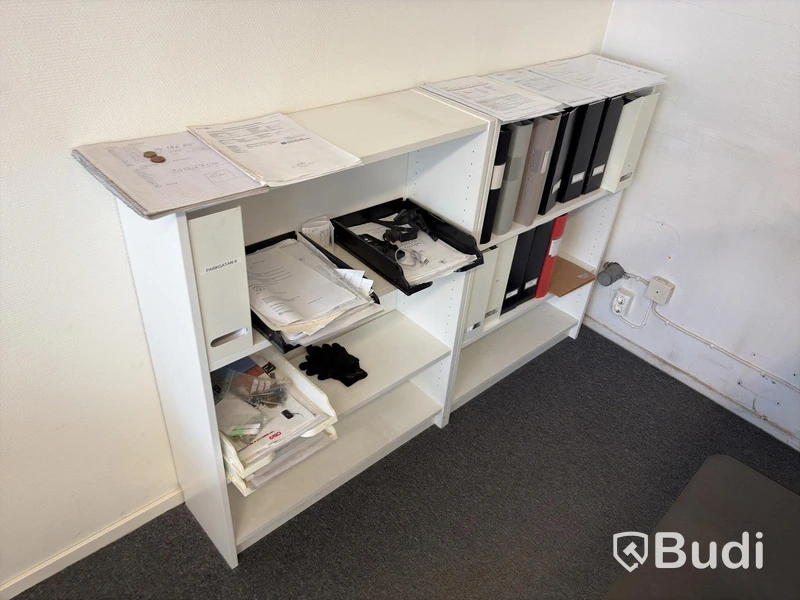 Office lot with furniture and equipment
