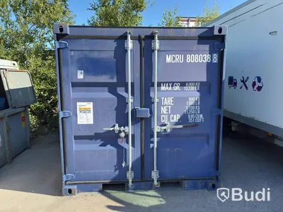 8-fots container, med innehåll