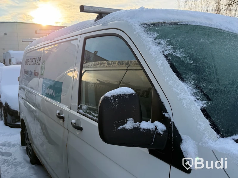 Skåpbil Volkswagen Transporter 2.5 -2008 | Med innehåll | Reparationsobjekt