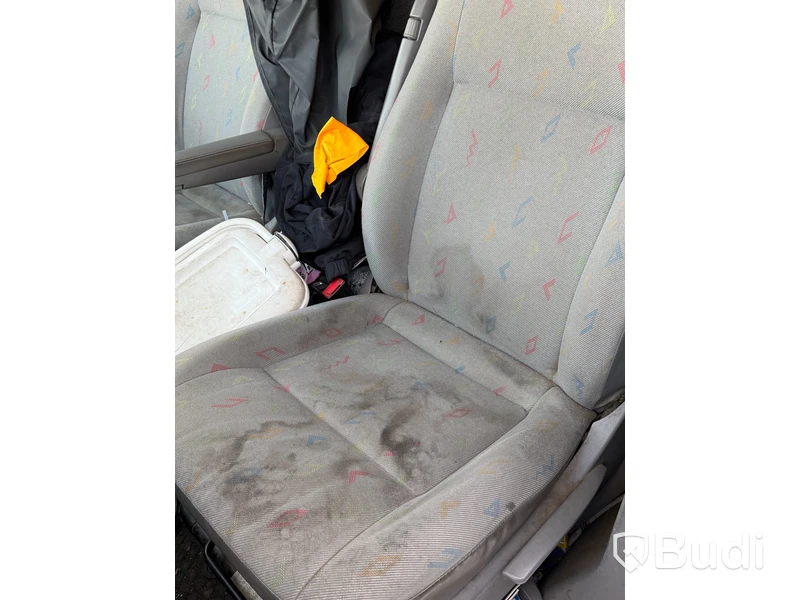 Skåpbil Volkswagen Transporter 2.5 -2008 | Med innehåll | Reparationsobjekt